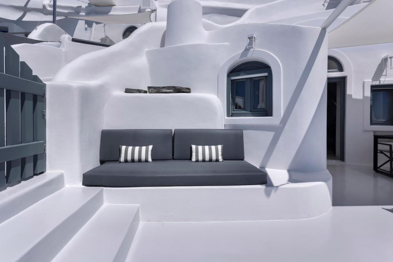 Bluedome Cavehouses By Otium Villas Oia  Exterior photo